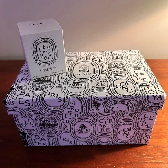 Diptyque bundle: 2 empty classic candle jars w box; partly used mini; gift box. - Picture 5 of 5